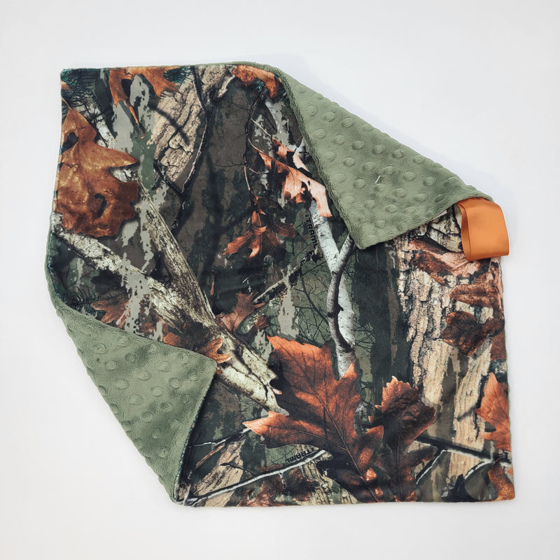 Camo lovey with chive dot backing